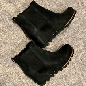 Sorel wedge boots